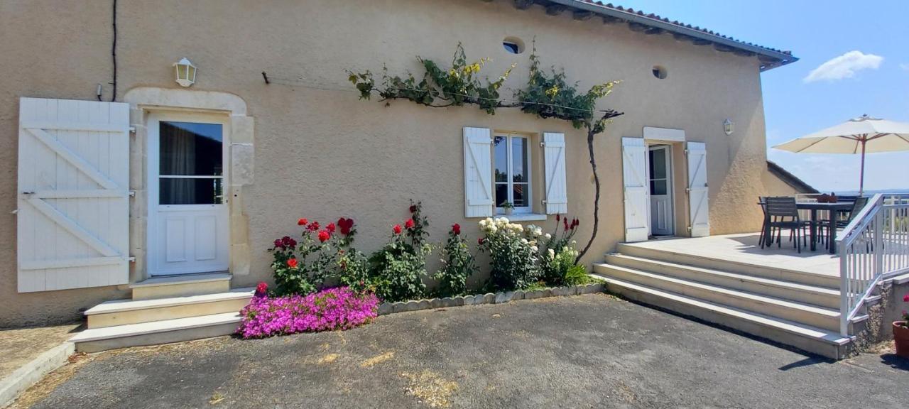 Ecuras La Mesange Bleue Bed & Breakfast エクステリア 写真