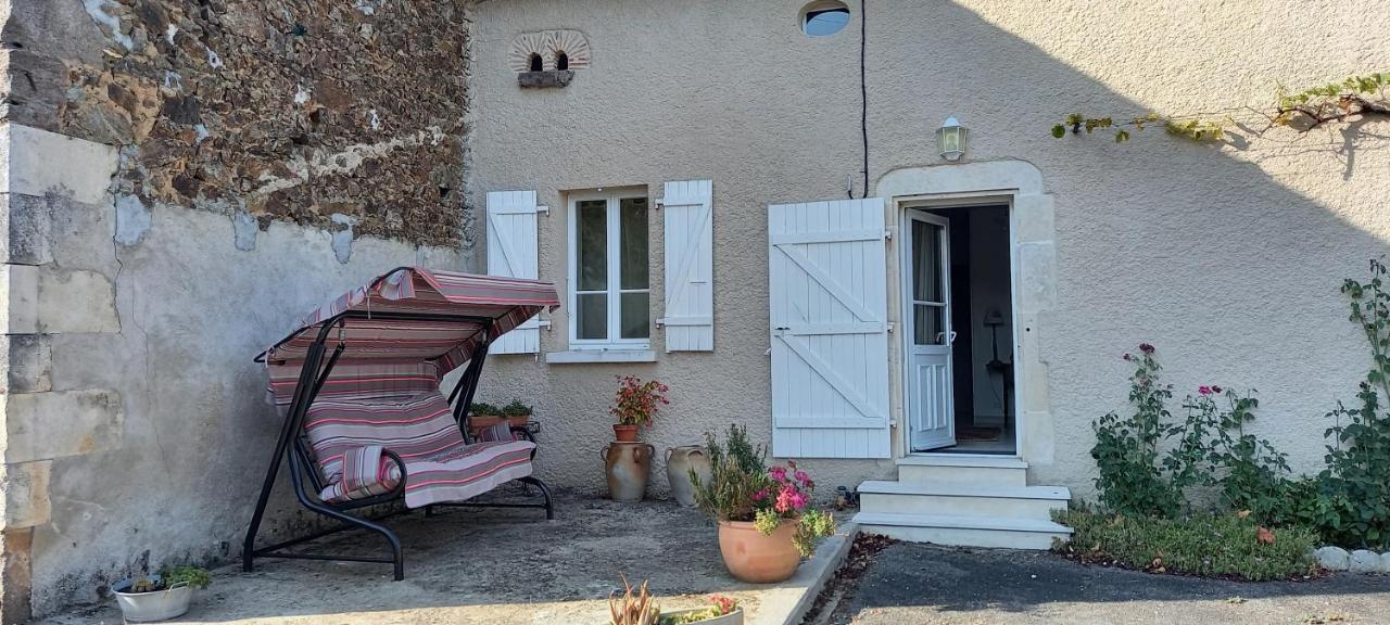 Ecuras La Mesange Bleue Bed & Breakfast エクステリア 写真